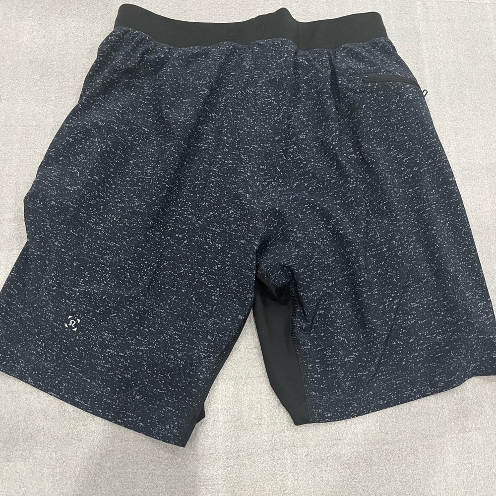 [S/M]Lululemon T.H.E. Short *Luxtreme Liner 9"
Inked Light Cast Black Men's - Picture 6 of 11